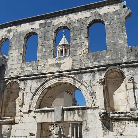 Atelier D'art سبليت